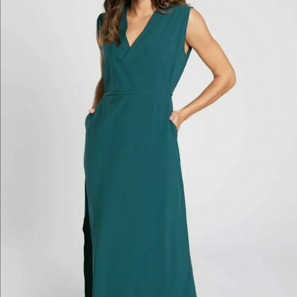 Athleta Marlow Maxi Dress in Oceanic Teal SIZE Small